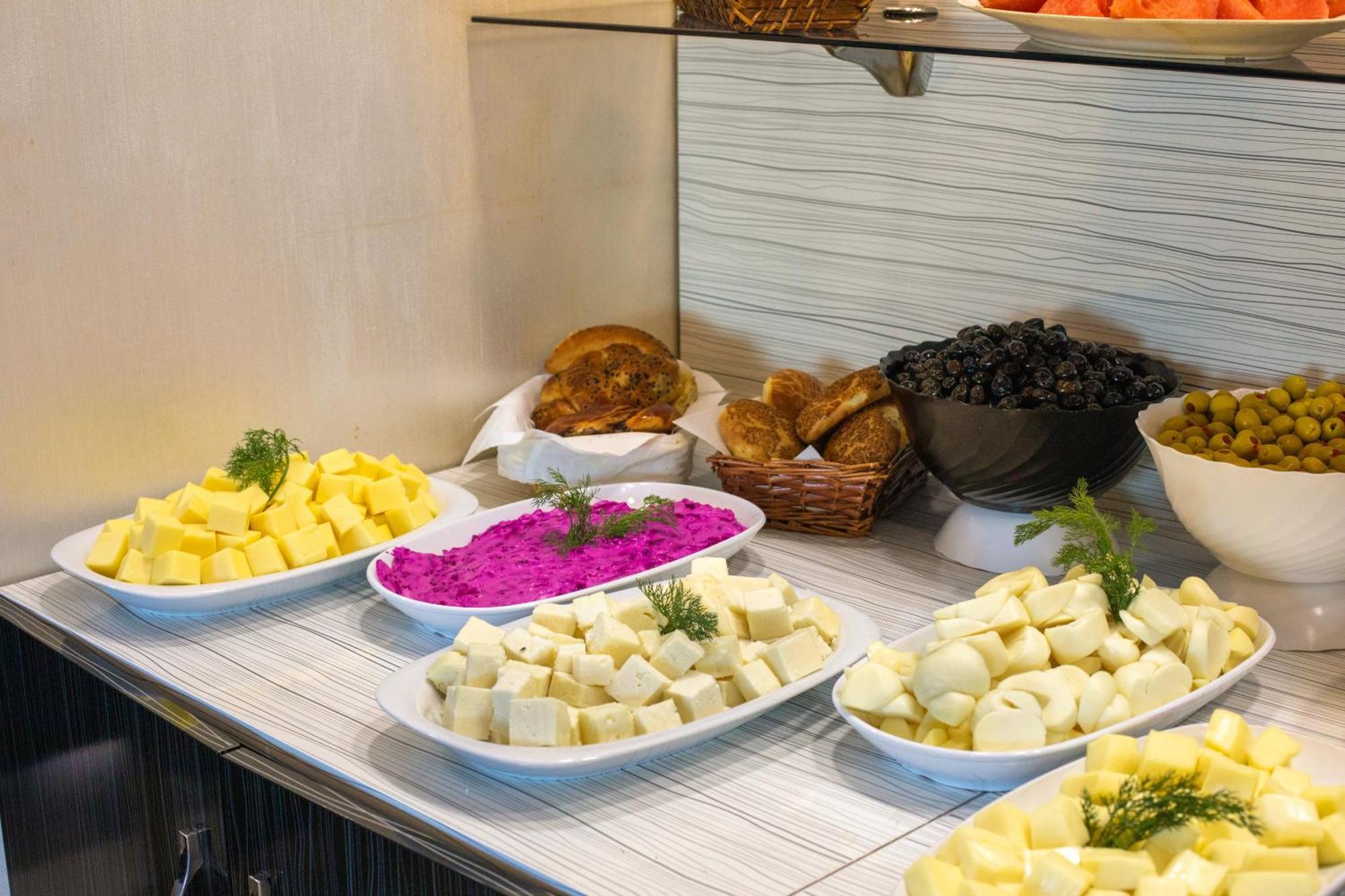 Family Time Suites Hotel Provincia di Provincia di Istanbul Esterno foto